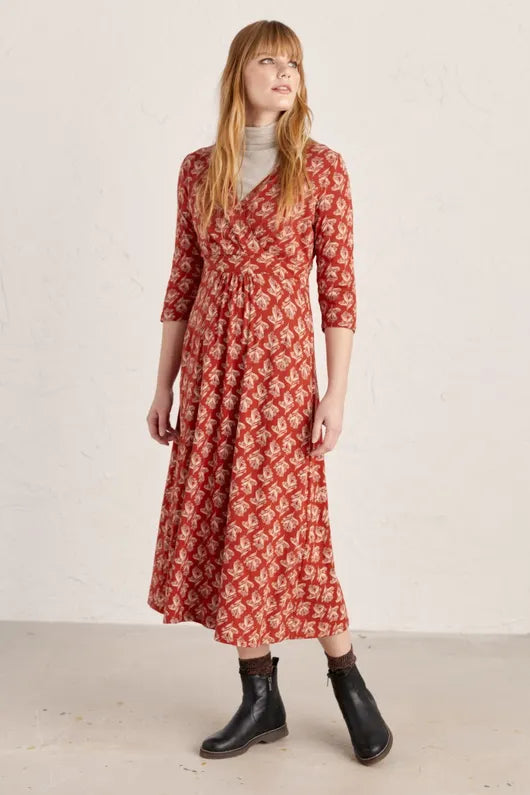 Seasalt Chacewater Organic Cotton Jersey Midi Dress Carved Bunch Dark Cinnamon. An elegant midi-length, Seasalt long sleeved Line Strokes Dress. Seasalt Tunic dresses