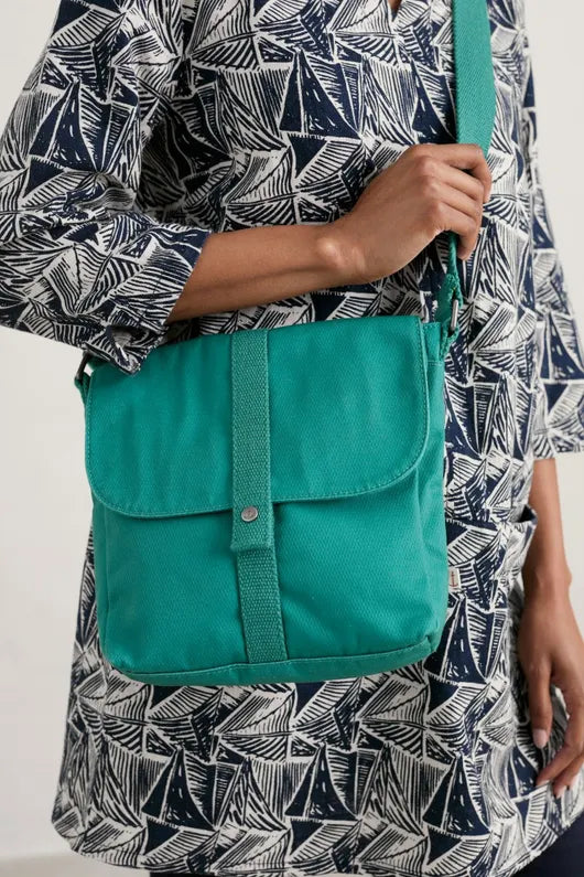 Seasalt Coombe Cross-Body Bag Studio Green. Seasalt Basket Bag. Seasalt's new cross-body cotton canvas bag combines function and beauty